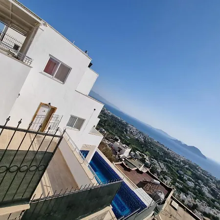 Bodrum Villa Dairesi Sonsuzluk Havuzlu Infinity Pool Full Deniz Doga Adalar Ve Yunan Adalari Manzarali Appartement *
